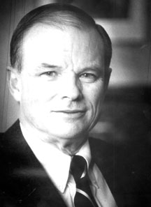 Ambassador Robert Pelletreau