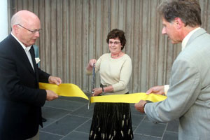 Rowe Lab ribbon cutting